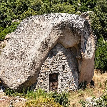 Guest Art In Gallura - Ixihome Semesterbostad Aggius