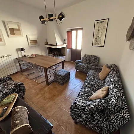 Guest Art In Gallura - Ixihome Aggius