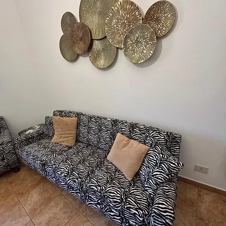 Semesterbostad Guest Art In Gallura - Ixihome